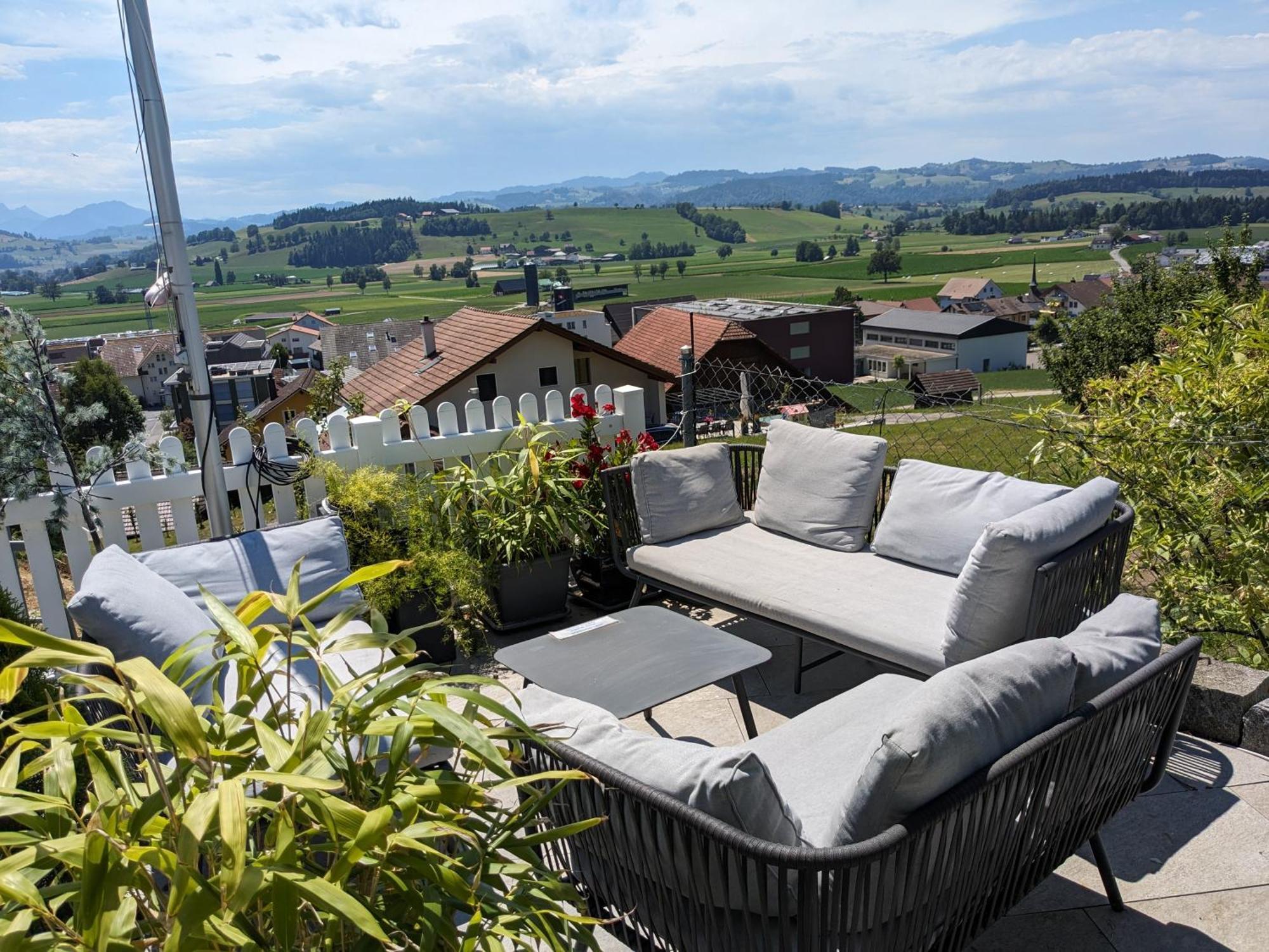 Ruswil Apart Hotel Near Lucerne מראה חיצוני תמונה